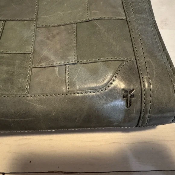 Frye light blue leather shoulder or crossbody bag - Picture 6 of 12